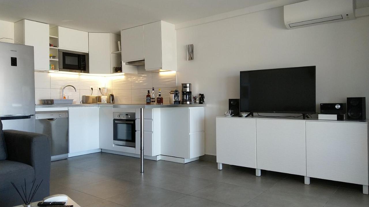Friendly Beach House Baie Nettle Eksteriør bilde